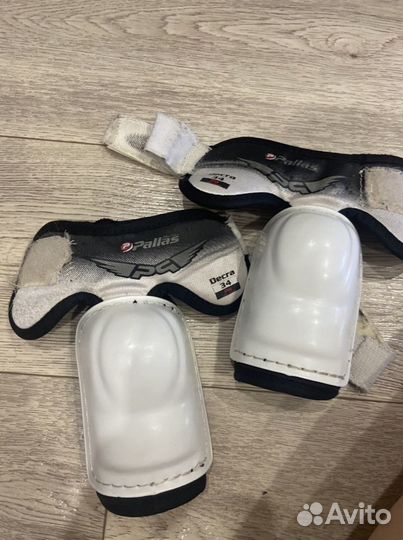 Налокотники хоккейные детские