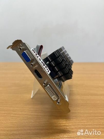 Видеокарта Asus GeForce GT 210