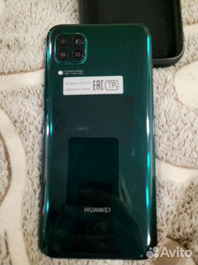 HUAWEI P40 Lite, 6/128 ГБ