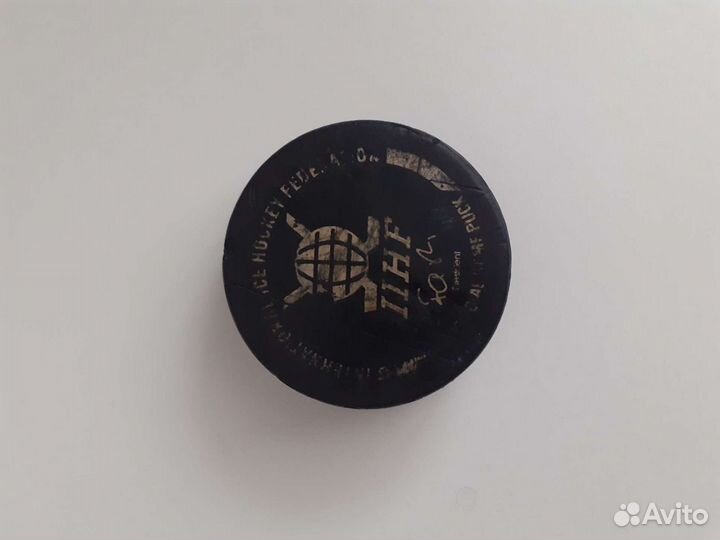 Шайба хоккейная