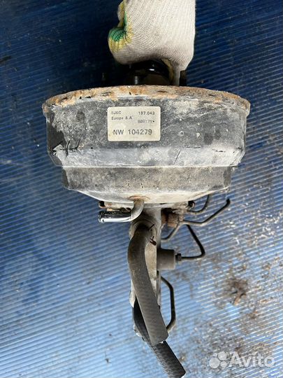 Mitsubishi space star тормозной ваккум в сборе