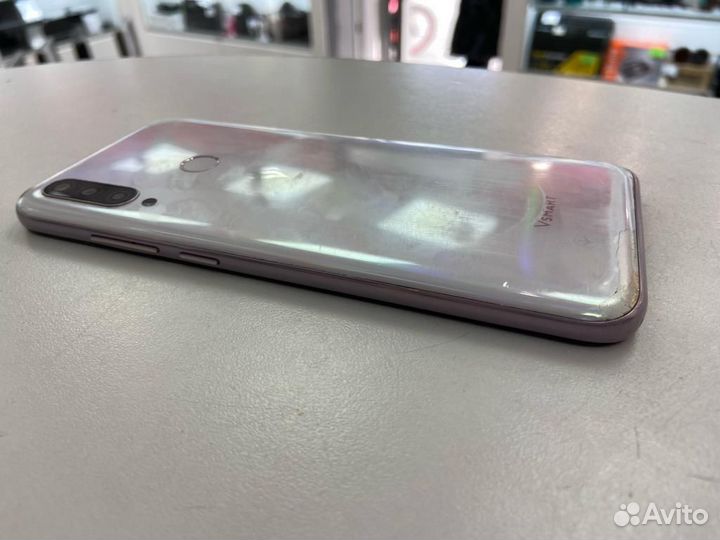Vsmart Joy 3+, 4/64 ГБ