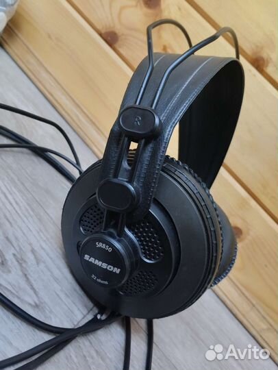 Наушники Samson sr850