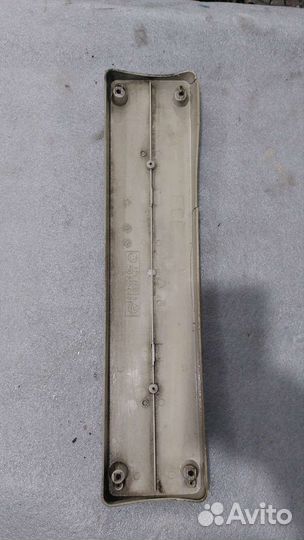 Подномерник на Мерседес Е 210(рестайлинг)