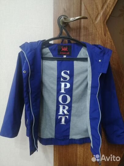 Ветровка для девочки