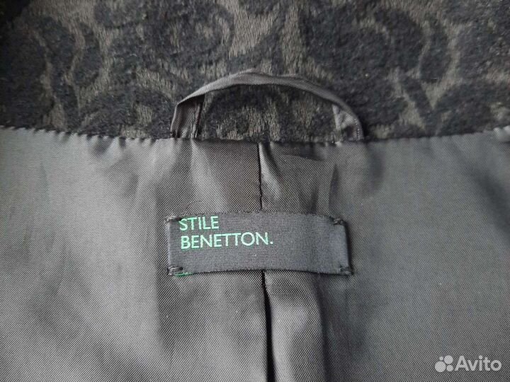 Классическое пальто женское, черное, р.40 Benetton