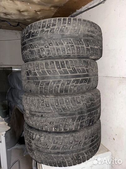 Kumho I'Zen KW22 215/50 R17 24B
