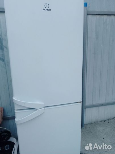 Холодильник