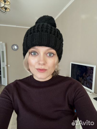Шапка женская вязаная