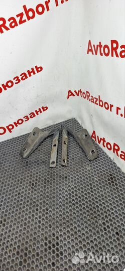 Петли капота Chevrolet niva
