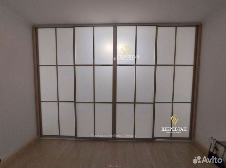 Перегородки стеклянные раздвижные