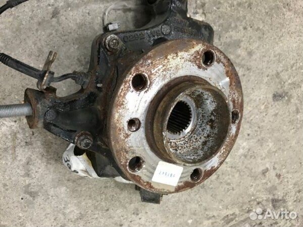 Кулак поворотный задний правый Bmw X3 F25 2.0 2015