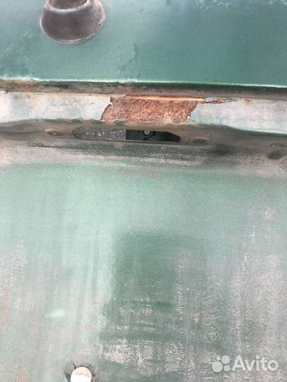 Дверь багажника со стеклом Nissan Almera