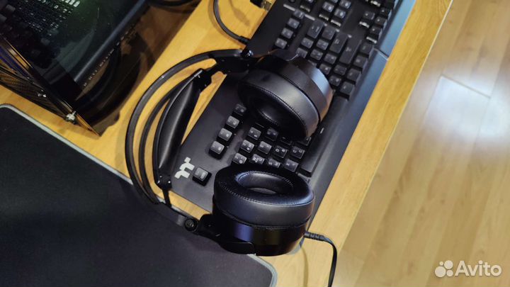 Игровой набор Thermaltake + коврик в подарок