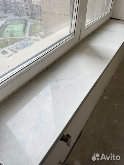 Подоконник из кварца под ключ