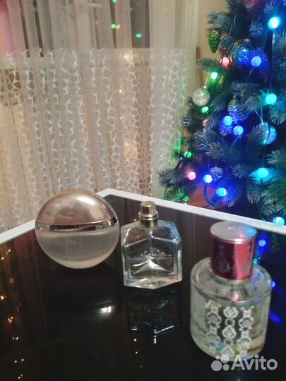 Пустые флаконы от парфюма