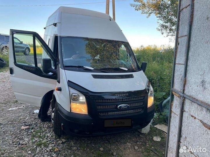 Ford Transit цельнометаллический, 2013