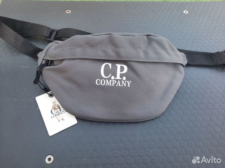 Поясная сумка мужская cp company