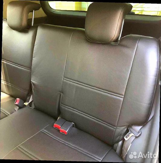 Чехлы для Toyota ist