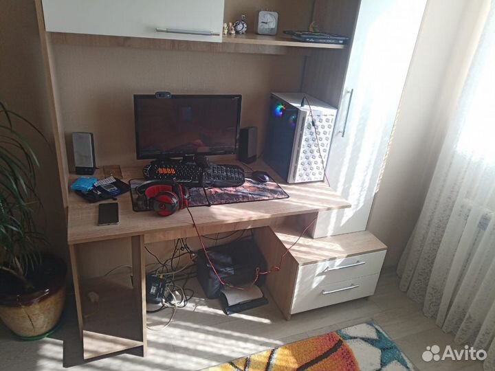 Компьютерный стол бу