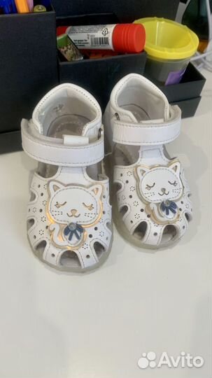 Сандали для девочки