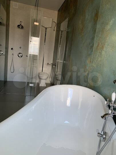 4-к. квартира, 150 м², 12/17 эт.