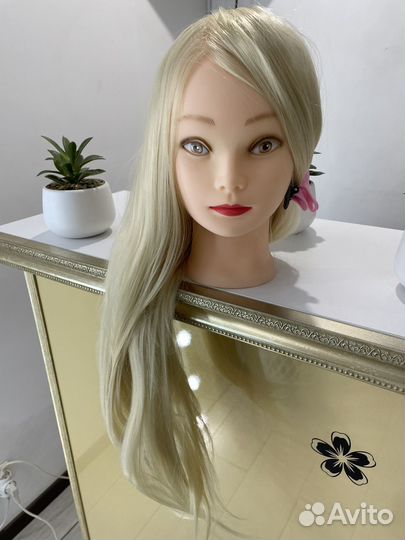 Голова манекен с волосами