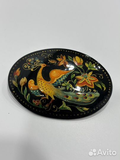 Брошь Мстера Павлин