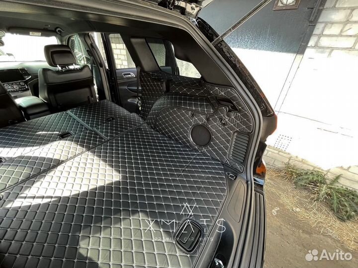 Коврики из экокожи в багажник Jeep