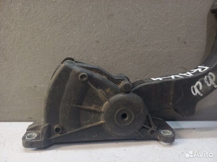 Педаль газа Ford Focus 2