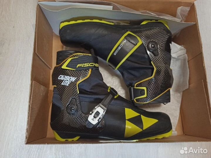 Лыжные ботинки fischer carbonlite 43.5