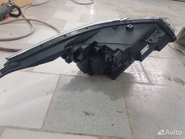 Фара левая Kia Seltos идеал