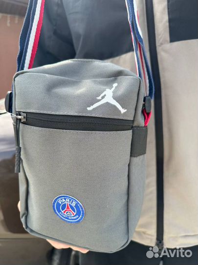 Сумка-барсетка через плечо Jordan x PSG (серая)