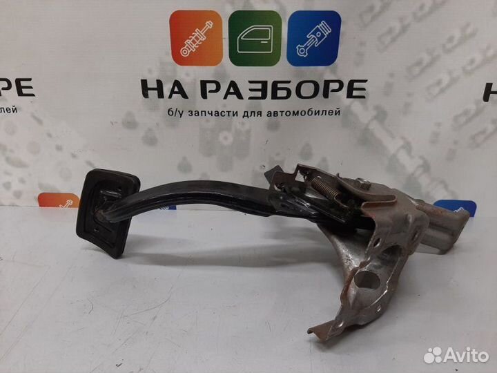 Педаль тормоза Hyundai I40 2013