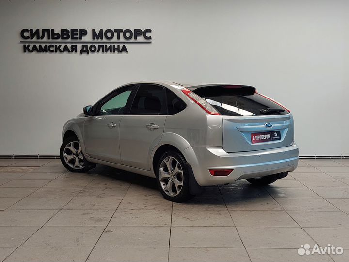 Ford Focus 1.6 МТ, 2010, 215 000 км