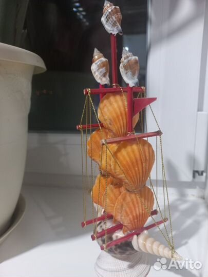 Кораблик из ракушек-сувенир