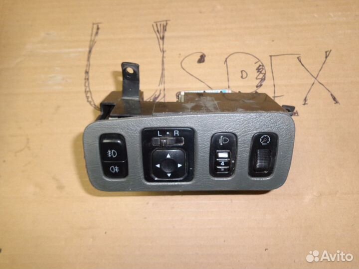 Блок управления светом зеркалами Mitsubishi Space