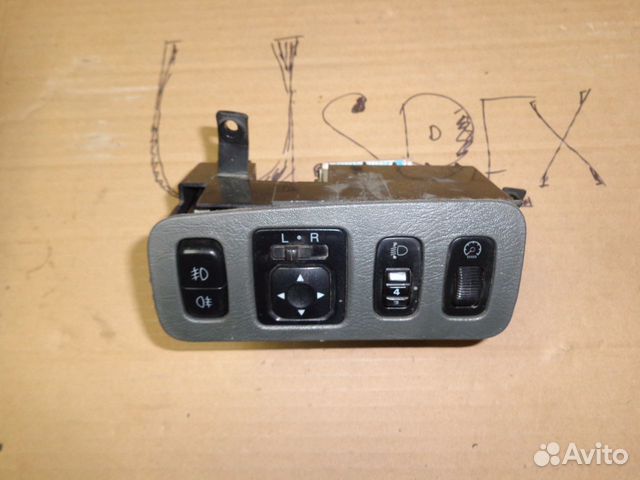 Блок управления светом зеркалами Mitsubishi Space