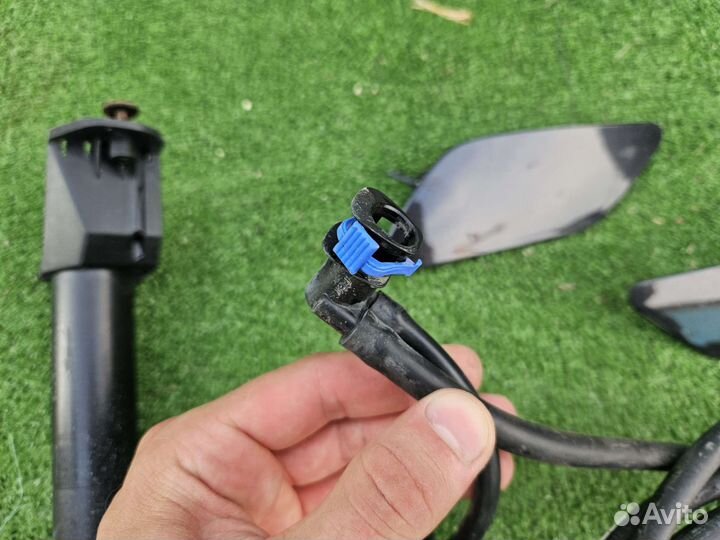 Форсунка омывателя фар