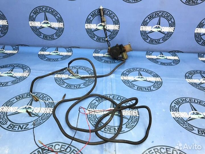 Антенна парковочная Mercedes-Benz C-Class W203