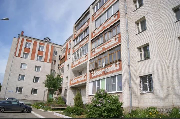 2-к. квартира, 76 м², 4/5 эт.