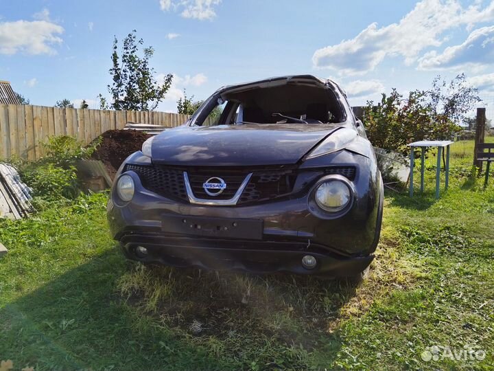 Nissan Juke 1.6 МТ, 2012, битый, 75 324 км