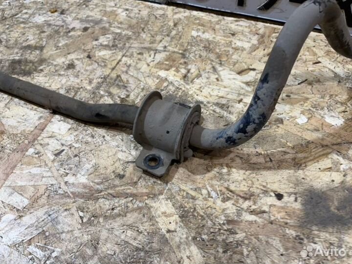 Передний стабилизатор Ford Focus 2 седан 1.8 2008