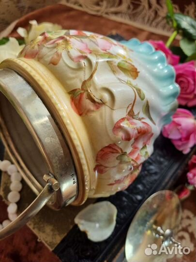 Банка Бисквитница