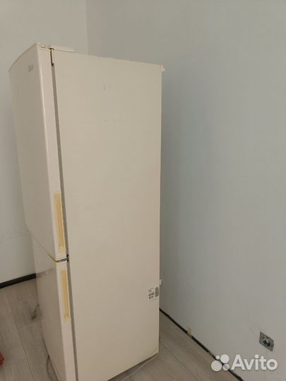 Холодильник бу