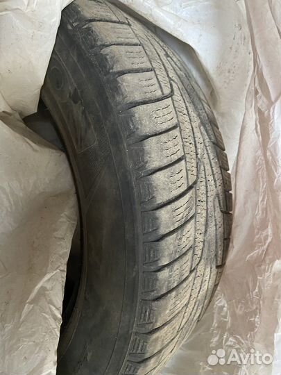 Kumho I'Zen KW31 215/60 R16 99R