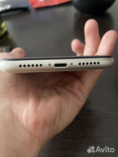 iPhone 11 64gb белый