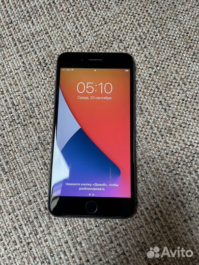 iPhone 8 plus 64gb