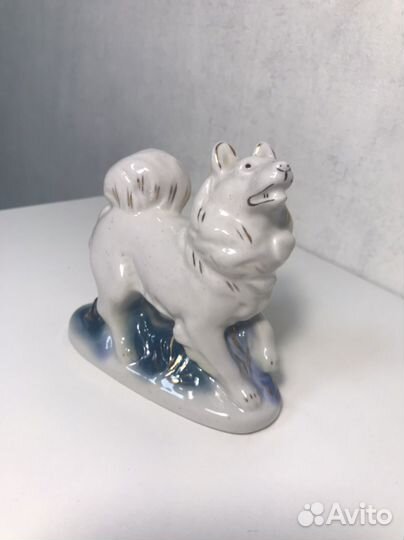 Статуэтка из дерева