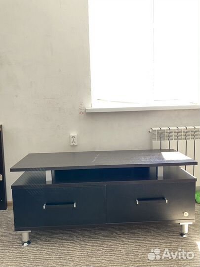 Тумба под телевизор